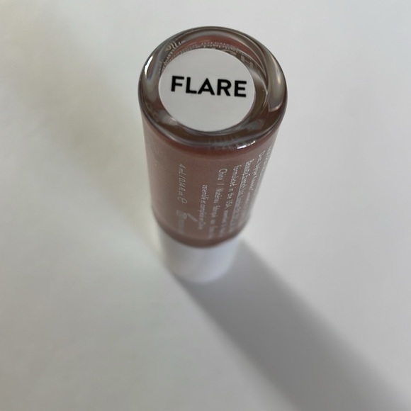 Travel size Beauty product bundle - Picture 6 of 14